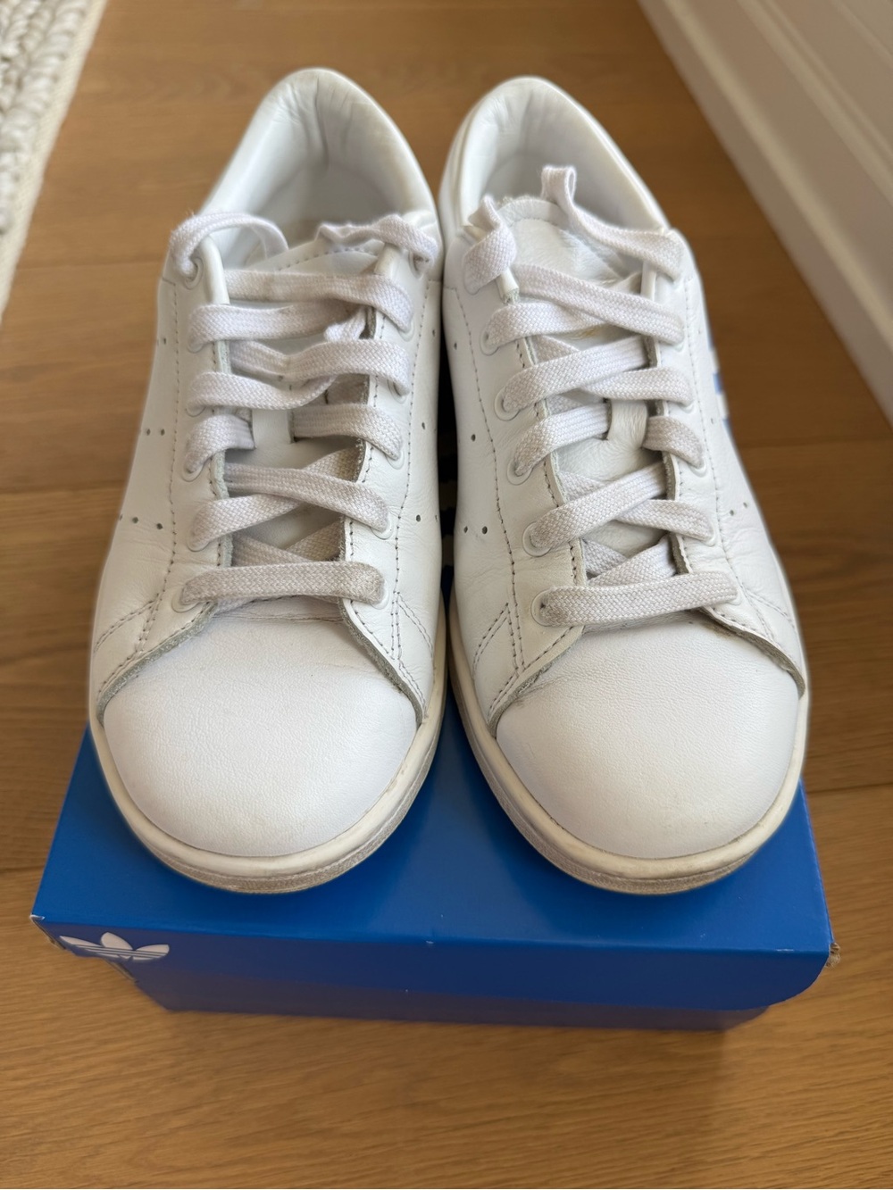 Adidas Originals by HYKE - Classic White Leather
